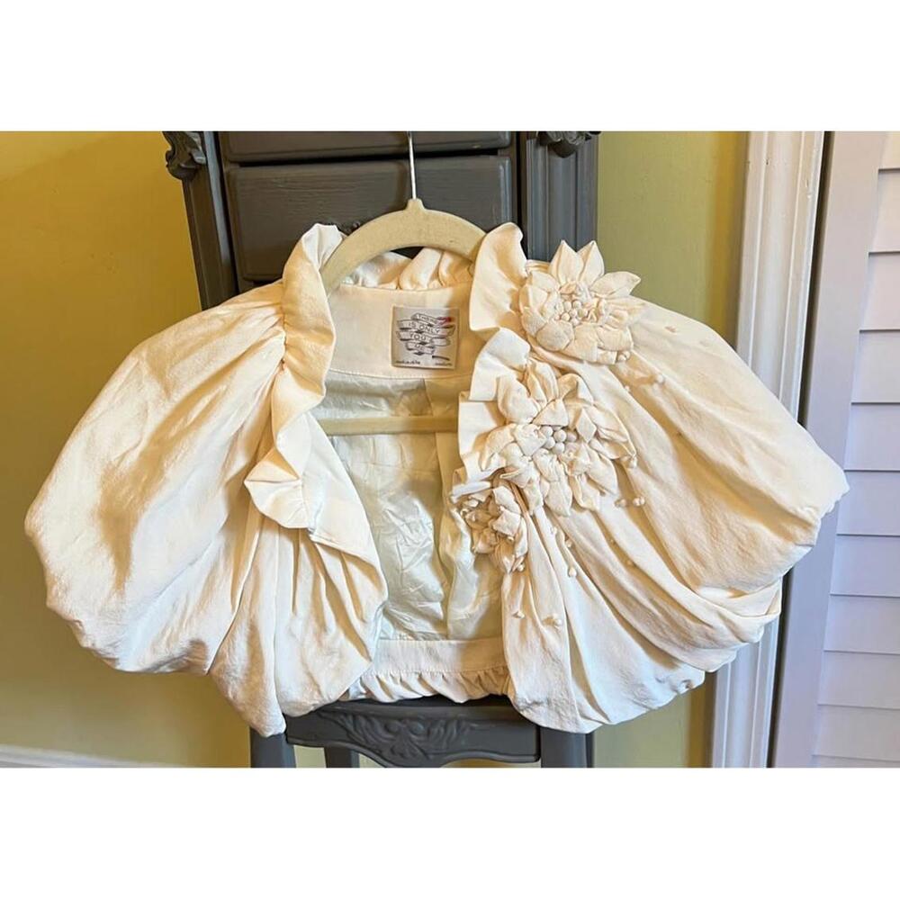 Beautiful Medium Ivory flower Bolo Jacket